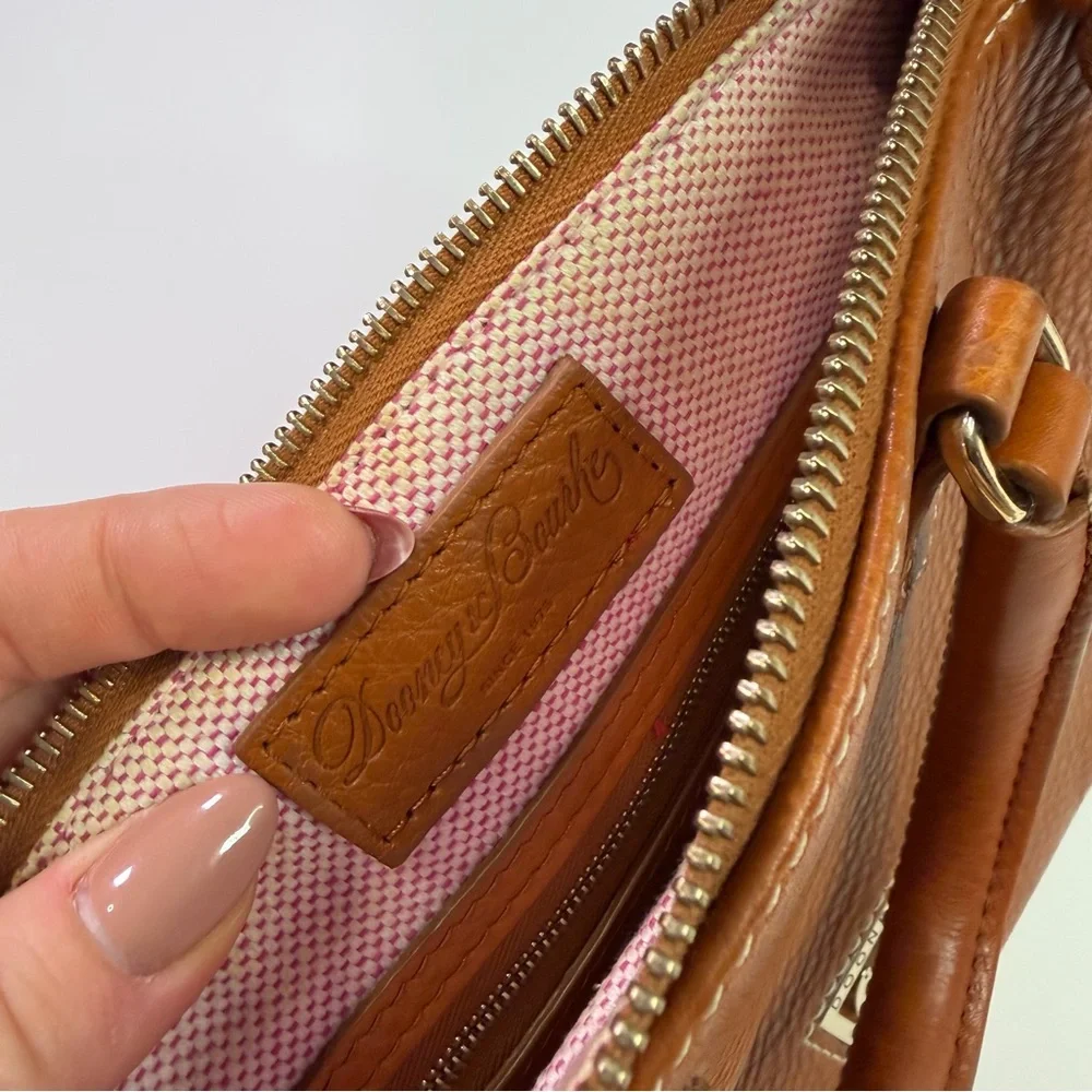 Dooney & Bourke Vintage Pebbled Tan Leather Handbag Y2K Preppy Quiet Luxury Zip - Picture 7 of 13